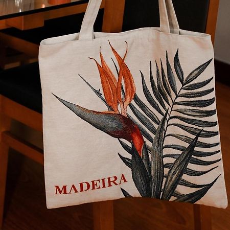 Апартаменти Recanto Da Madeira. Рібейра-Брава Екстер'єр фото